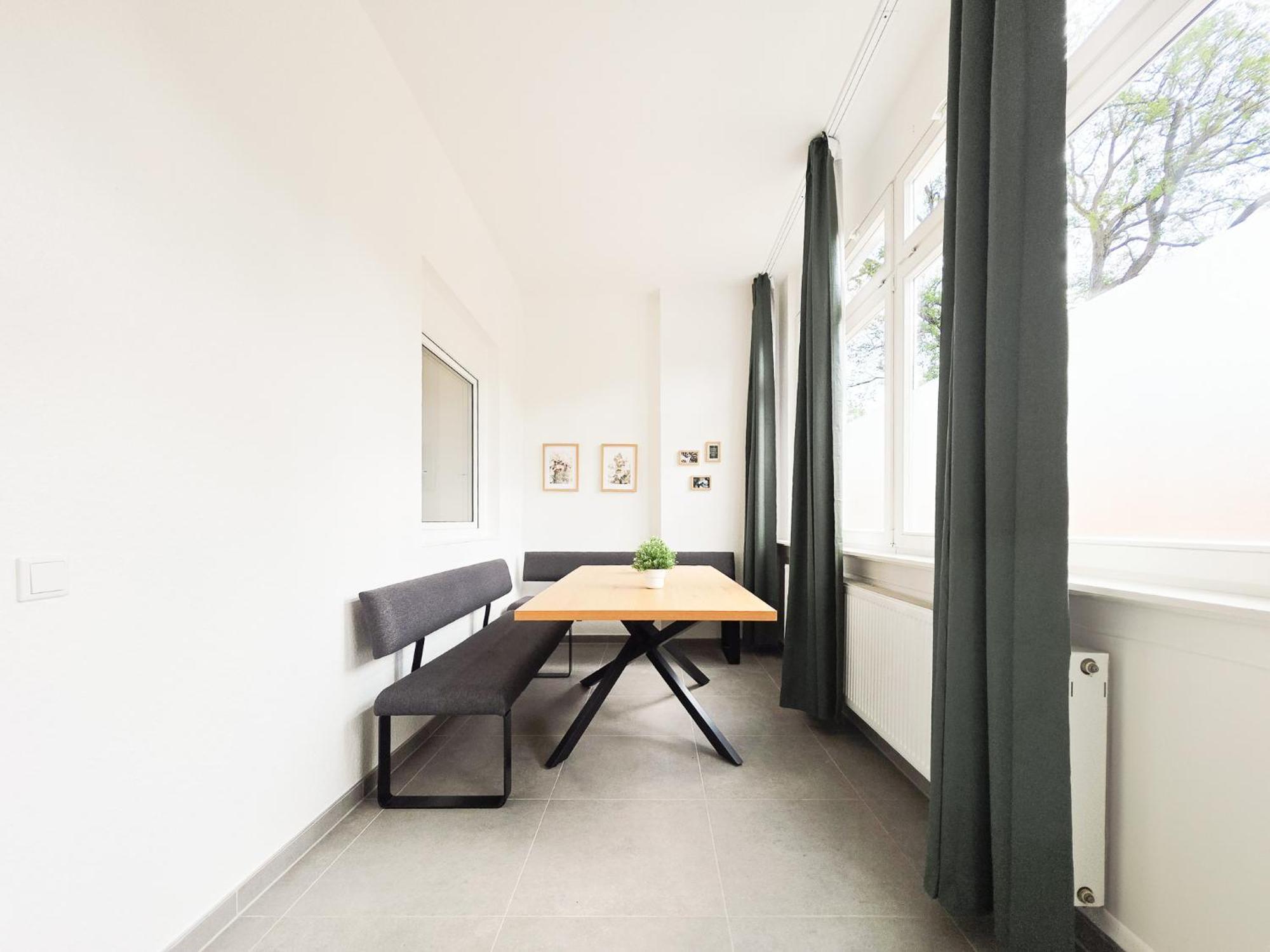 Tolstov - 3 - Kitchen - Dining - Terrace - 25 Min To Messe Dus *