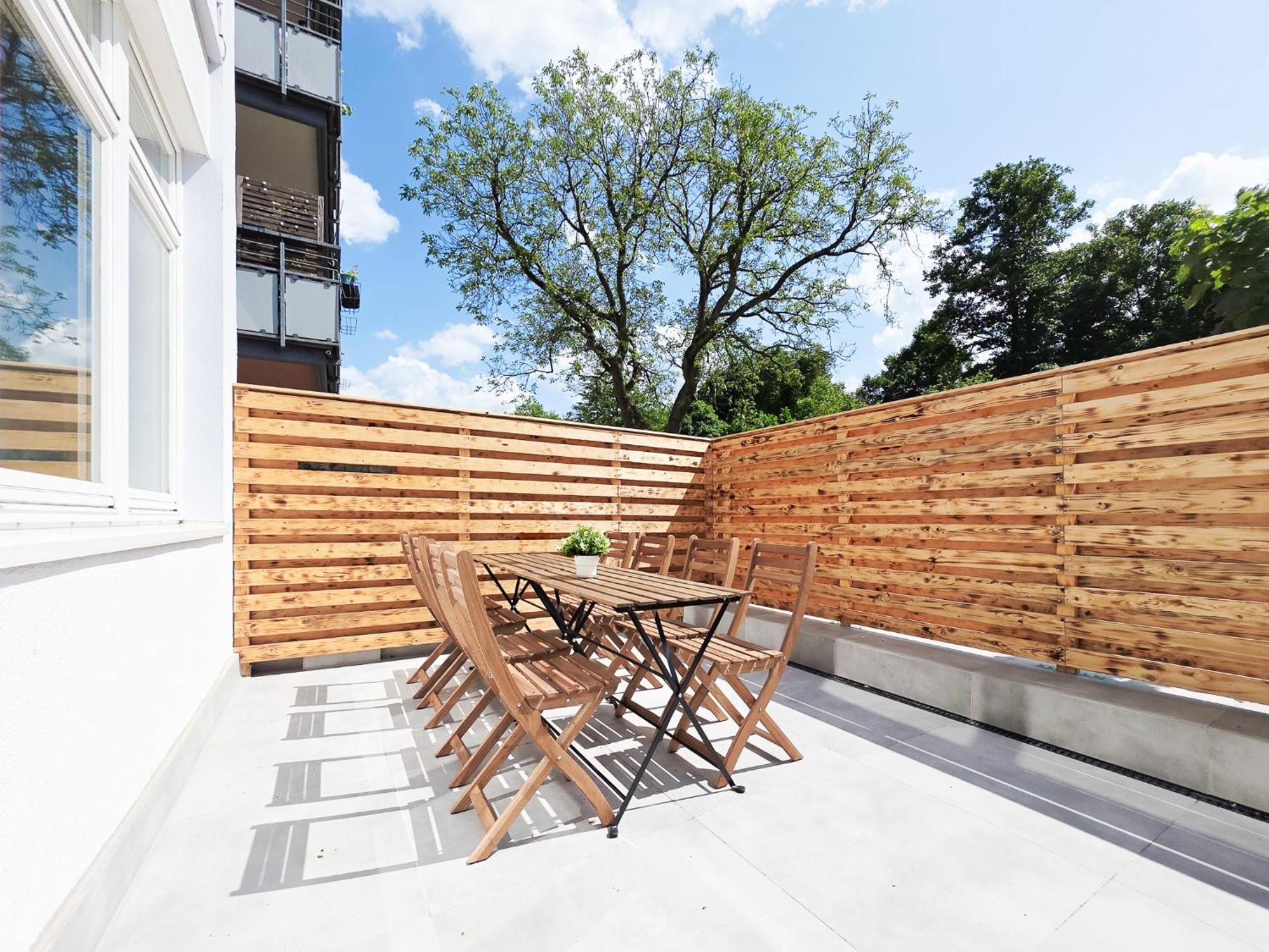 Tolstov - 3 - Kitchen - Dining - Terrace - 25 Min To Messe Dus